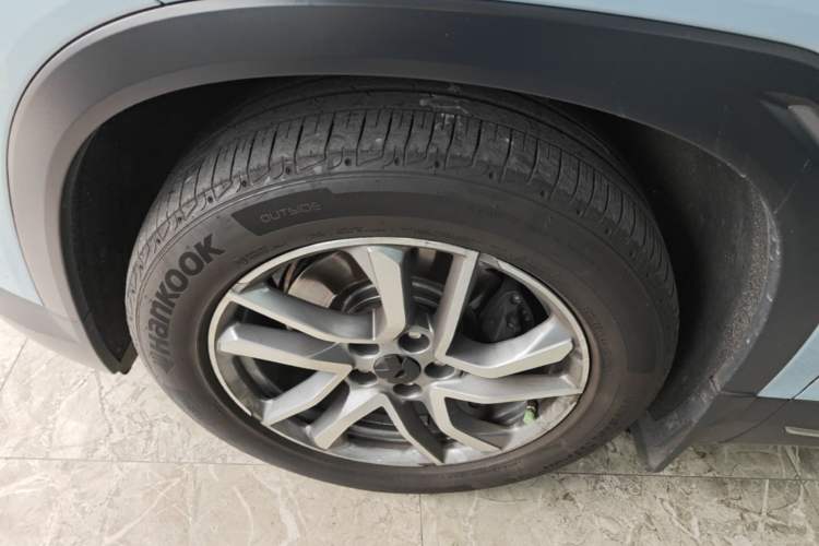 Used Nio ES6 2020 420 km Sport Edition Left Front Wheel Hub