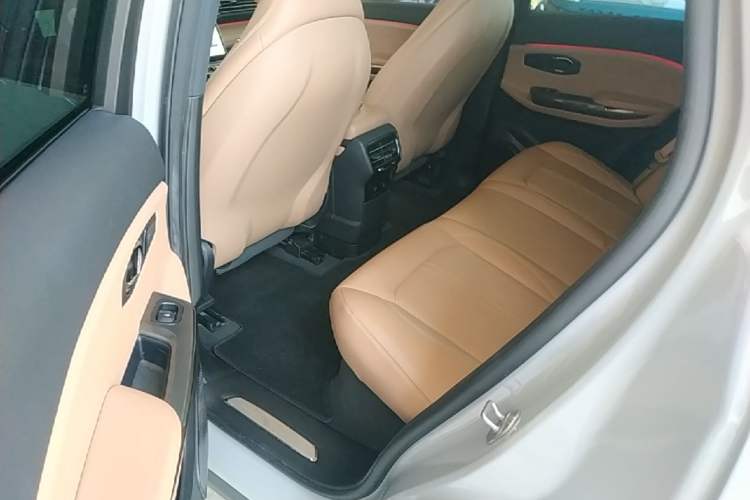 Used Nio ES6 2020 420 km Sport Edition Left Rear Seat