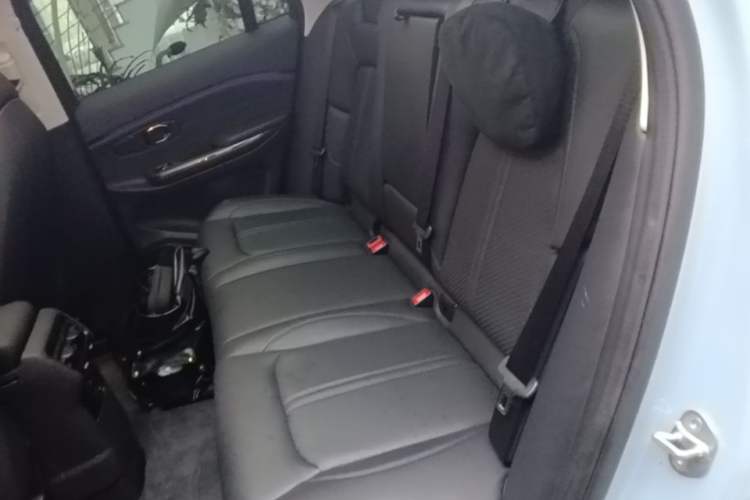 Used Nio ES6 2020 610 km Performance Version Left Rear Seat