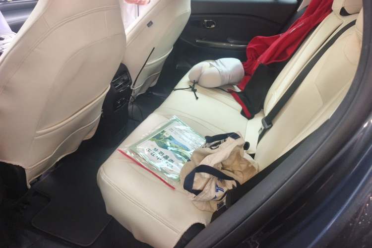 Used Nio ES6 2020 420 km Sport Edition Left Rear Seat