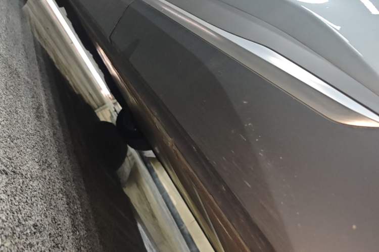 Used Nio ES6 2020 455KM Sport Edition Left Side Sill