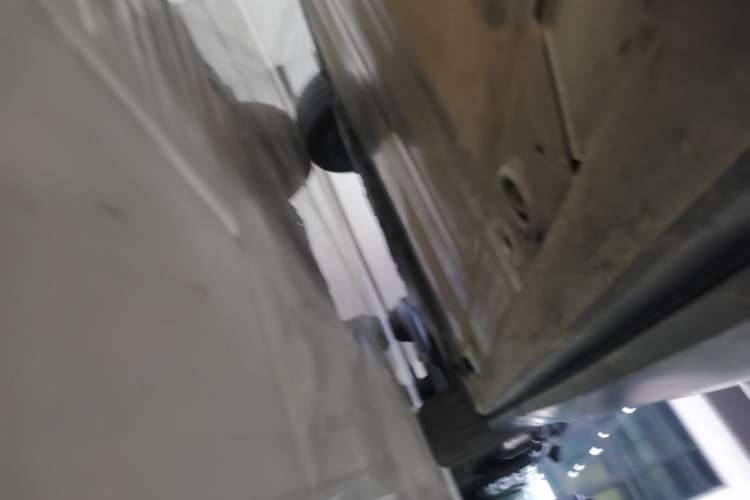 Used Nio ES6 2020 430 km Signature Edition Left Side Sill