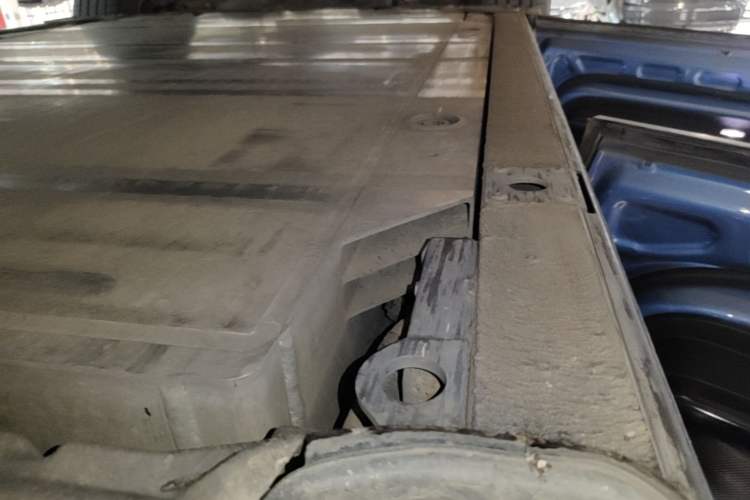 Used Nio ES6 2020 420 km Sport Edition Left Side Sill