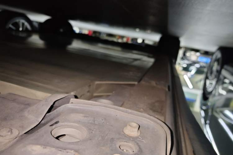 Used Nio ES6 2020 430KM Performance Version Left Side Sill