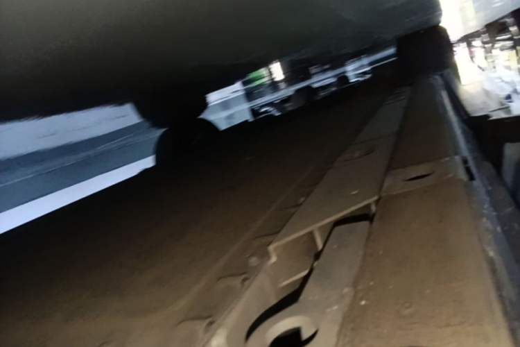 Used Nio ES6 2020 420 km Sport Edition Left Side Sill