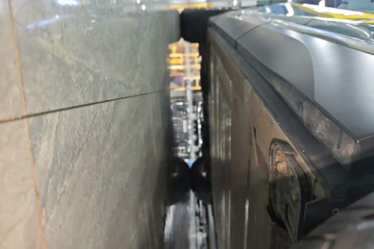 Used Nio ES6 2020 455KM Sport Edition Left Side Sill