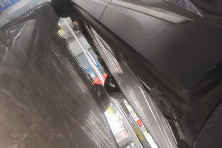 Used Nio ES6 2020 420 km Sport Edition Left Side Sill