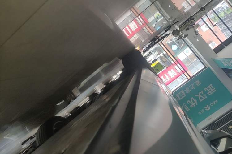 Used Nio ES6 2020 420 km Sport Edition Left Side Sill