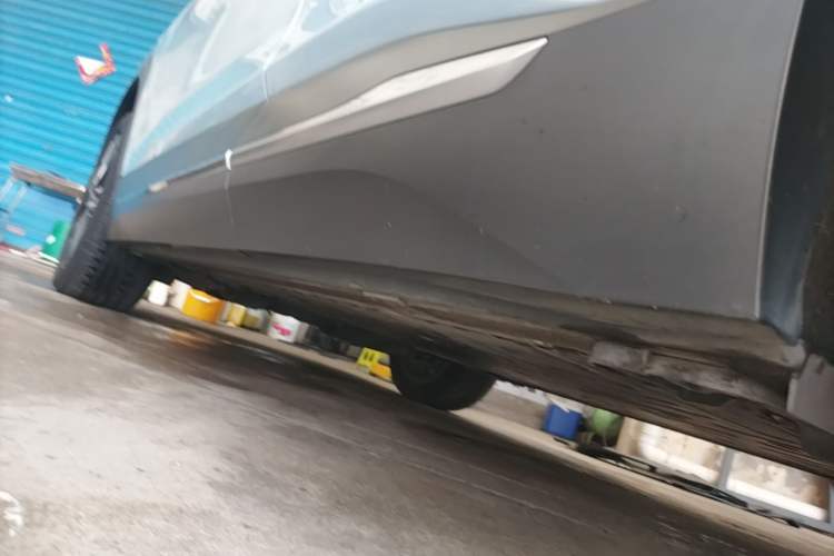 Used Nio ES6 2020 610 km Performance Version Left Side Sill
