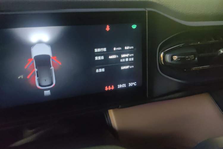 Used Nio ES6 2020 610 km Performance Version Odometer Close Up