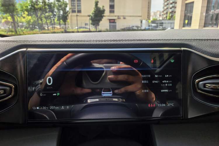 Used Nio ES6 2020 600 km Sport Edition Odometer Close Up