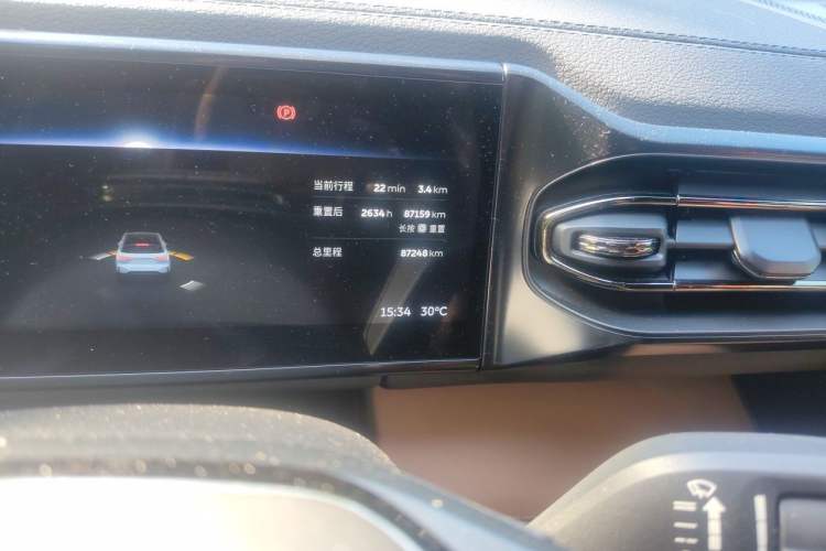 Used Nio ES6 2020 610 km Performance Version Odometer Close Up