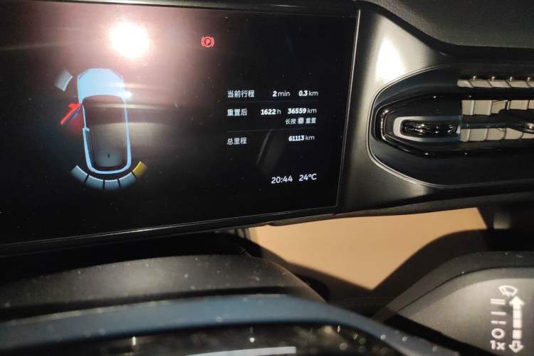Used Nio ES6 2020 420 km Sport Edition Odometer Close Up