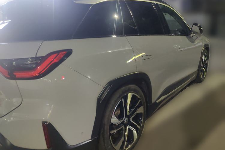 Used Nio ES6 2020 610 km Performance Version Rear Right 45 Deg