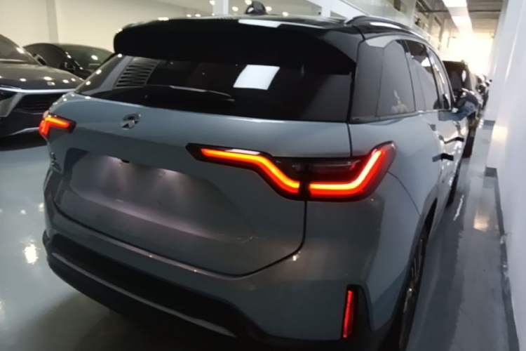 Used Nio ES6 2020 420 km Sport Edition Rear Right 45 Deg
