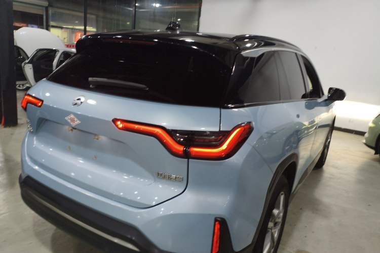 Used Nio ES6 2020 420 km Sport Edition Rear Right 45 Deg