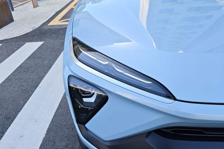 Used Nio ES6 2020 610 km Performance Version Right Front Headlight