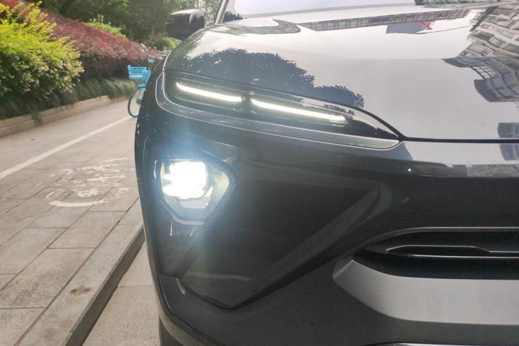 Used Nio ES6 2020 420 km Sport Edition Right Front Headlight