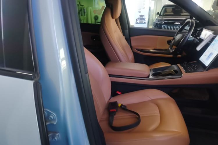 Used Nio ES6 2020 430 km Signature Edition Right Front Seat