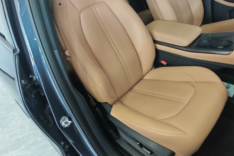 Used Nio ES6 2020 430KM Performance Version Right Front Seat