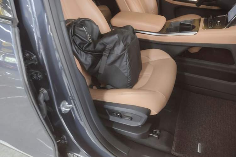 Used Nio ES6 2020 420 km Sport Edition Right Front Seat