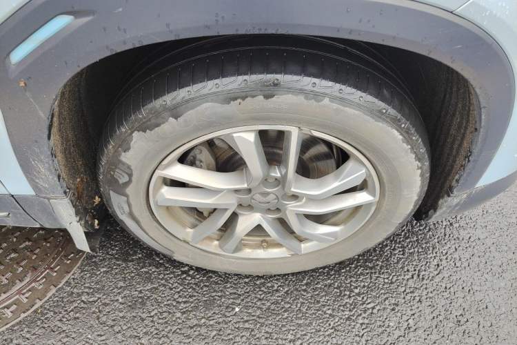 Used Nio ES6 2020 600 km Sport Edition Right Front Wheel Hub