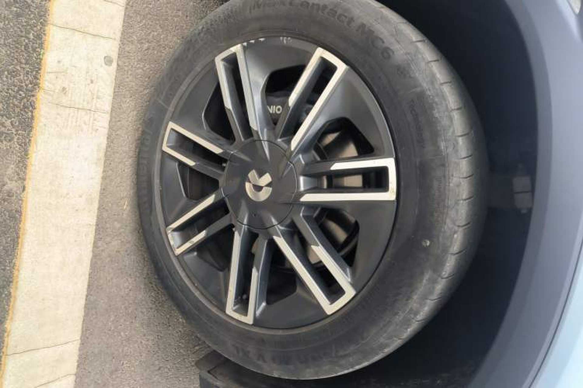 Used Nio ES6 2020 420 km Sport Edition Right Front Wheel Hub