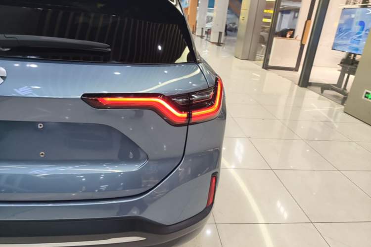 Used Nio ES6 2020 430 km Signature Edition Right Rear Taillight