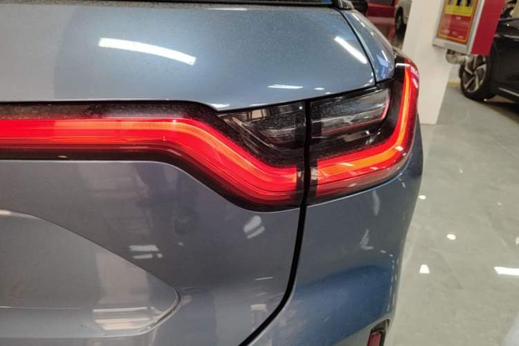 Used Nio ES6 2020 420 km Sport Edition Right Rear Taillight