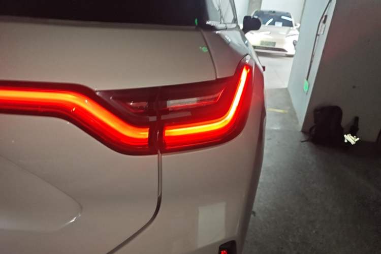 Used Nio ES6 2020 600 km Sport Edition Right Rear Taillight