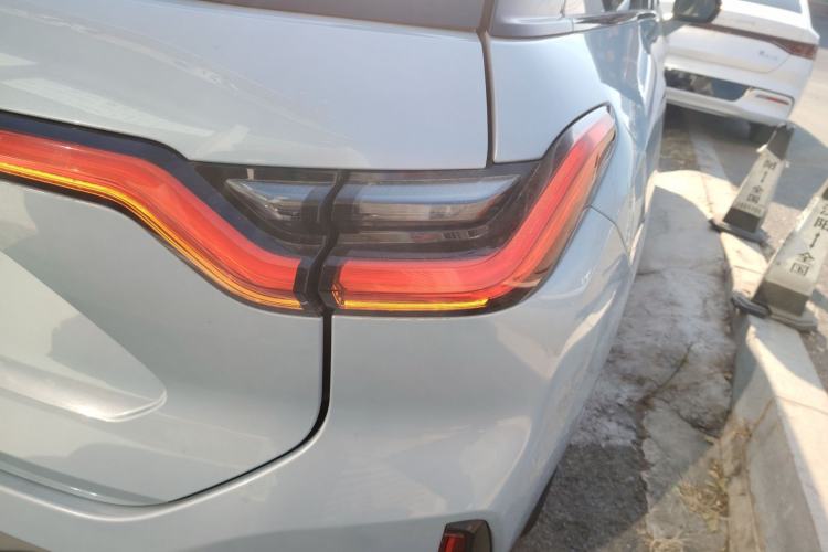 Used Nio ES6 2020 420 km Sport Edition Right Rear Taillight