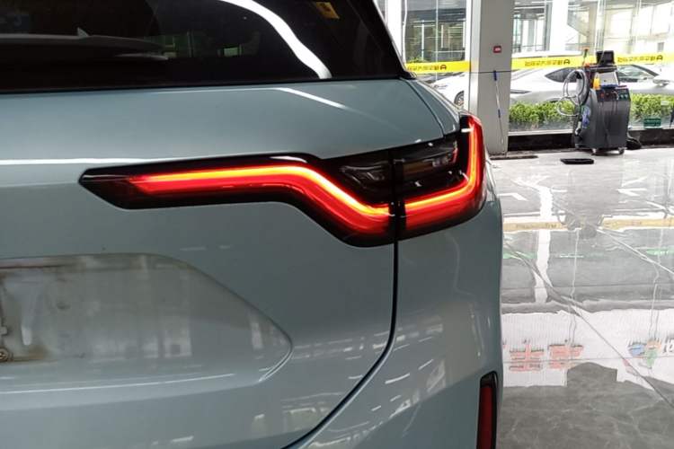Used Nio ES6 2020 420 km Sport Edition Right Rear Taillight
