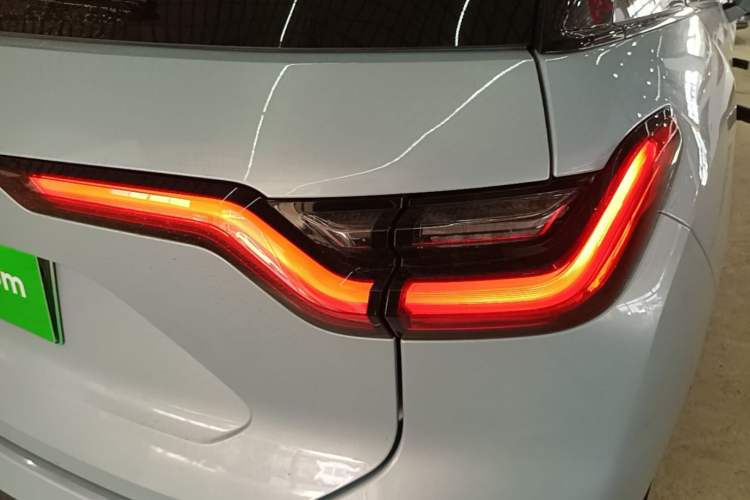 Used Nio ES6 2020 420 km Sport Edition Right Rear Taillight