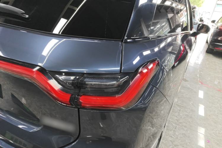 Used Nio ES6 2020 430 km Signature Edition Right Rear Taillight