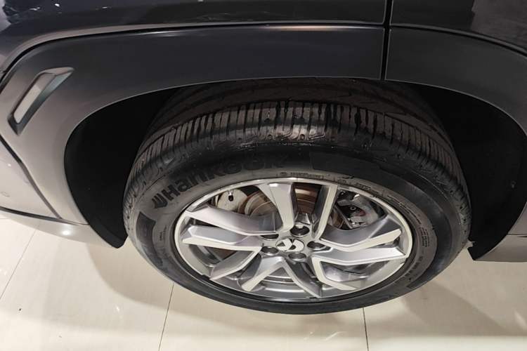 Used Nio ES6 2020 420 km Sport Edition Right Rear Wheel Hub