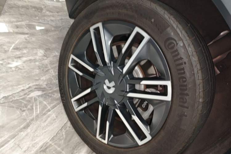 Used Nio ES6 2020 610 km Performance Version Right Rear Wheel Hub