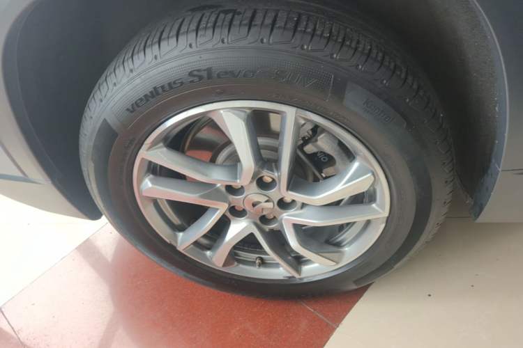 Used Nio ES6 2020 420 km Sport Edition Right Rear Wheel Hub