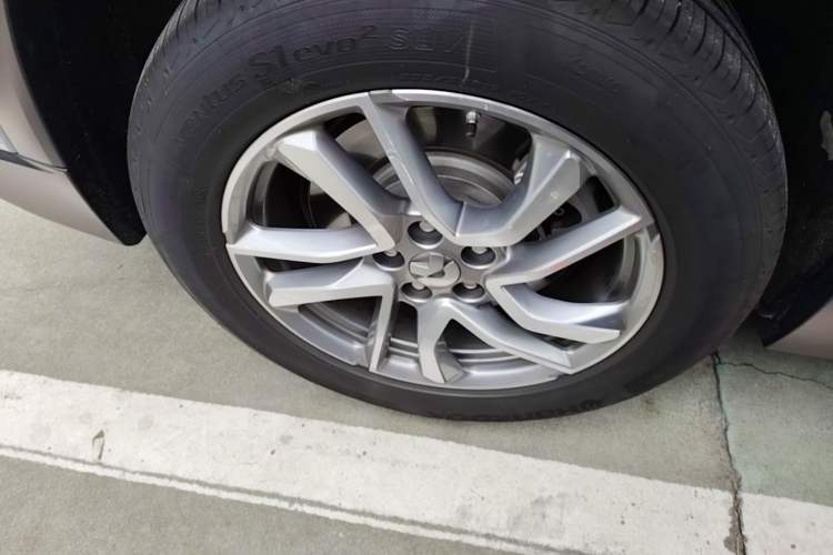 Used Nio ES6 2020 420 km Sport Edition Right Rear Wheel Hub
