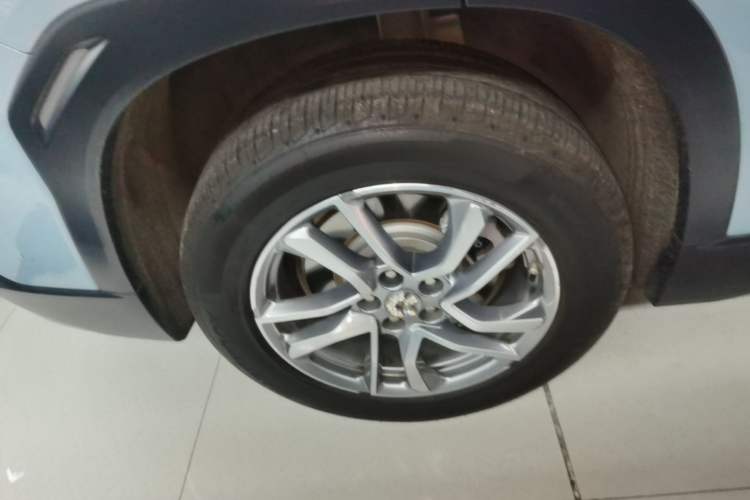 Used Nio ES6 2020 420 km Sport Edition Right Rear Wheel Hub