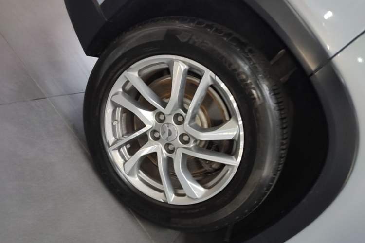 Used Nio ES6 2020 610 km Performance Version Right Rear Wheel Hub