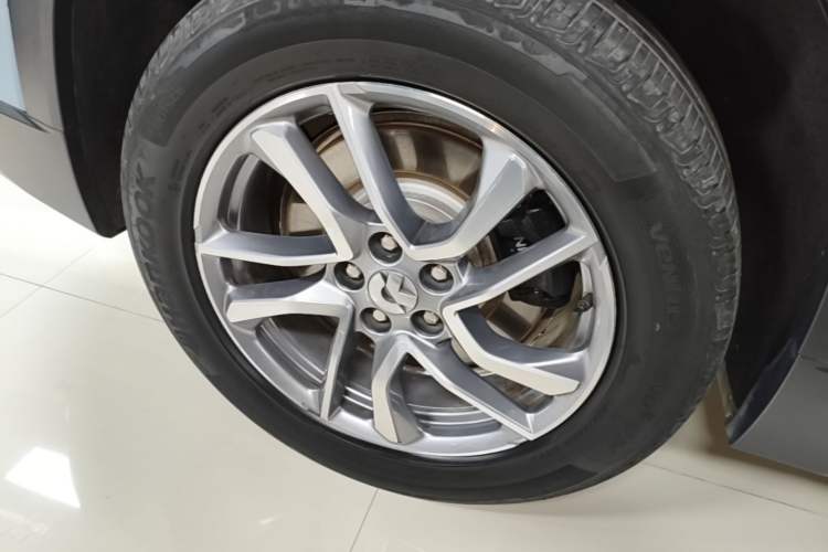 Used Nio ES6 2020 420 km Sport Edition Right Rear Wheel Hub