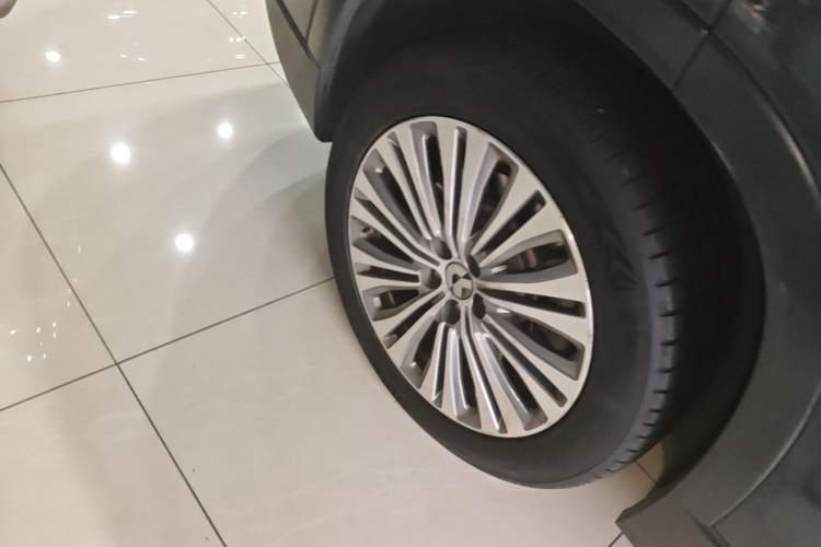 Used Nio ES6 2020 600 km Sport Edition Right Rear Wheel Hub