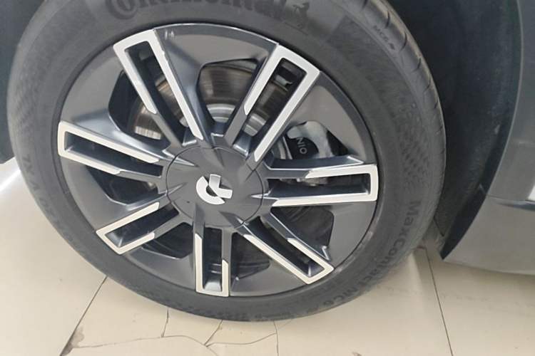 Used Nio ES6 2020 420 km Sport Edition Right Rear Wheel Hub
