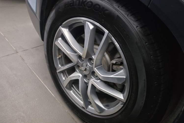 Used Nio ES6 2020 430KM Performance Version Right Rear Wheel Hub