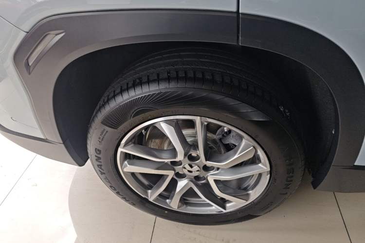 Used Nio ES6 2020 420 km Sport Edition Right Rear Wheel Hub
