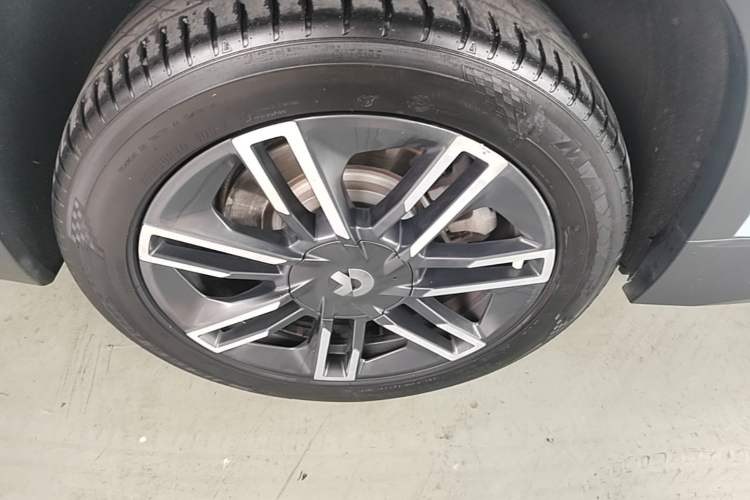Used Nio ES6 2020 600 km Sport Edition Right Rear Wheel Hub