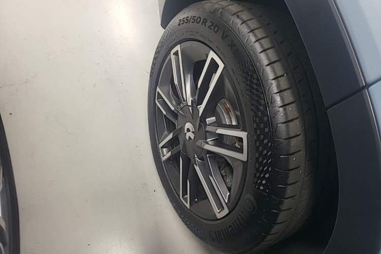 Used Nio ES6 2020 600 km Sport Edition Right Rear Wheel Hub