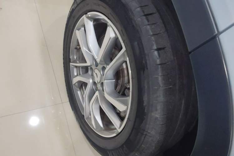 Used Nio ES6 2020 420 km Sport Edition Right Rear Wheel Hub