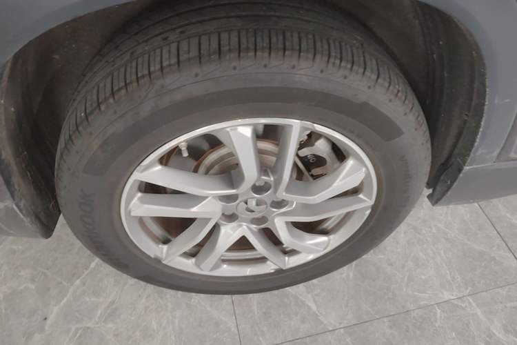 Used Nio ES6 2020 420 km Sport Edition Right Rear Wheel Hub