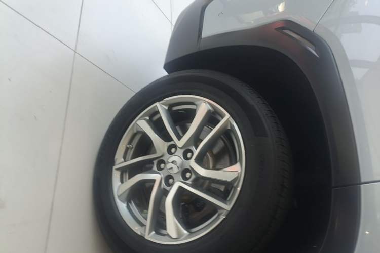 Used Nio ES6 2020 600 km Sport Edition Right Rear Wheel Hub